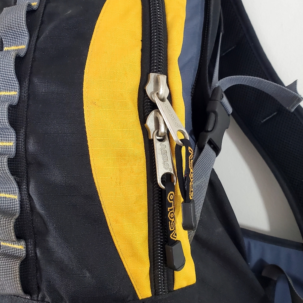 Asolo Black and Yellow Men's Backpack - Picture 5 of 12
